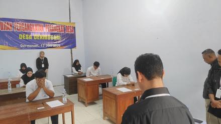 UJIAN  PENGISIAN PERANGKAT DESA DERMOSARI 